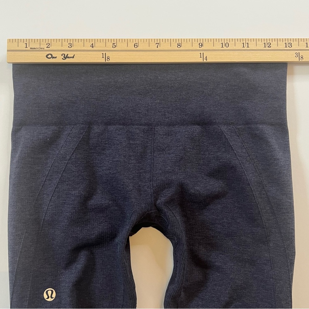 LULULEMON Heathered Navy Crop Leggings Size 6|High-Waist Ruched Capri Yoga - Picture 8 of 10